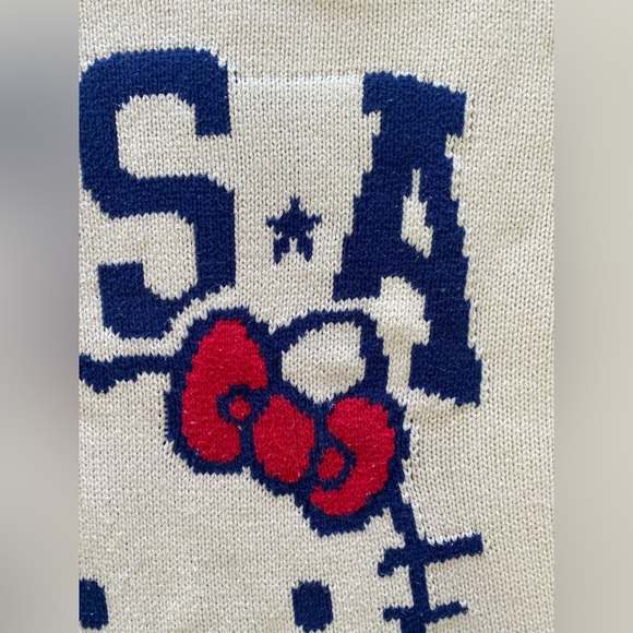 Hello Kitty USA Knit Sweater Casual Hello Kitty Graphic Women’s XL Heavy Wear - Picture 4 of 9